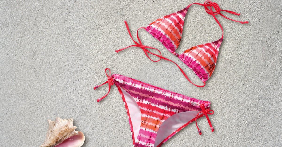 découvrez notre collection de lingerie élégante et sensuelle. des ensembles raffinés aux pièces plus audacieuses, trouvez l'inspiration pour sublimer votre silhouette tout en vous sentant confiante et séduisante. parfait pour toutes les occasions, notre lingerie allie confort et style.