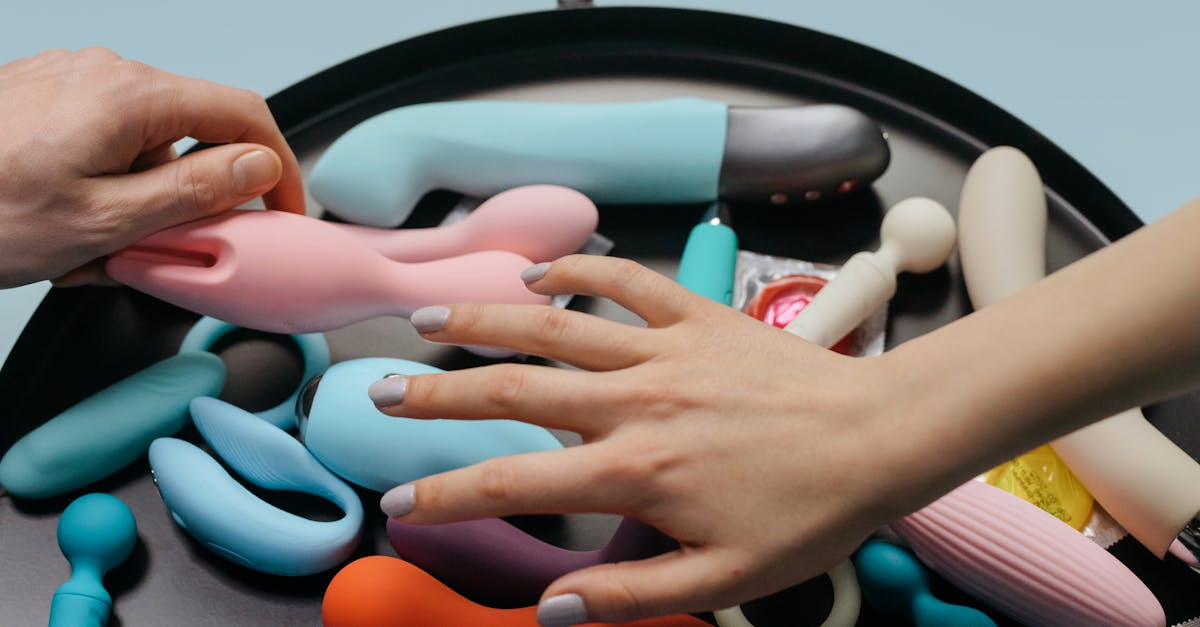 découvrez notre sélection variée de sex toys pour pimenter votre vie intime. que vous soyez débutant ou expérimenté, nous avons des produits de qualité adaptés à toutes les envies. explorez en toute confiance et laissez libre cours à votre imagination !