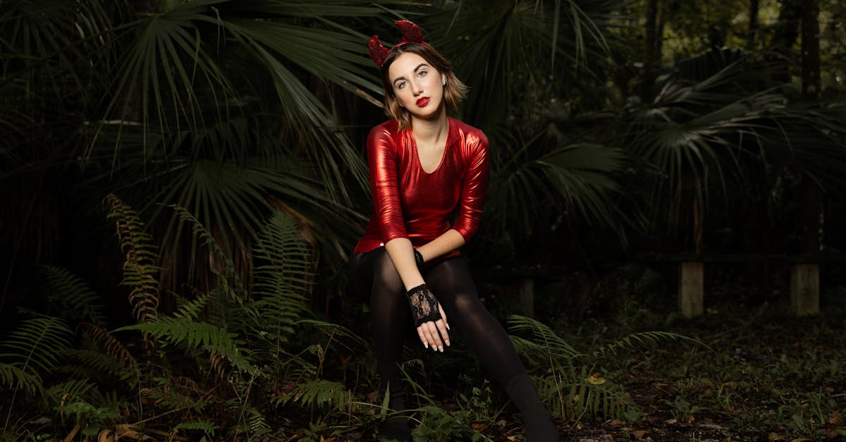 découvrez les dernières tendances en matière de costumes sexy qui feront tourner les têtes. que ce soit pour une fête,halloween ou une soirée spéciale, explorez des styles audacieux et raffinés qui allient féminité et allure. mettez en valeur votre personnalité avec notre sélection tendance et laissez-vous séduire par des idées de costumes qui ne passent pas inaperçues.