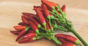 découvrez le monde des saveurs épicées avec notre sélection de plats audacieux et pleins de caractère. ajoutez du piquant à votre cuisine et réveillez vos papilles avec des recettes irrésistibles et des mélanges d'épices uniques.
