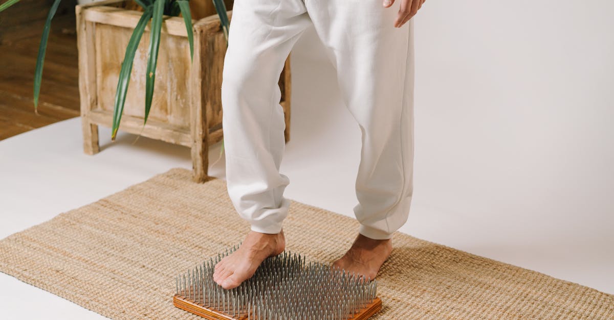 découvrez les bienfaits de l'acupression, une méthode de médecine traditionnelle qui utilise des points de pression pour soulager le stress, apaiser les douleurs et rétablir l'équilibre du corps. apprenez des techniques simples à intégrer dans votre quotidien pour améliorer votre bien-être.