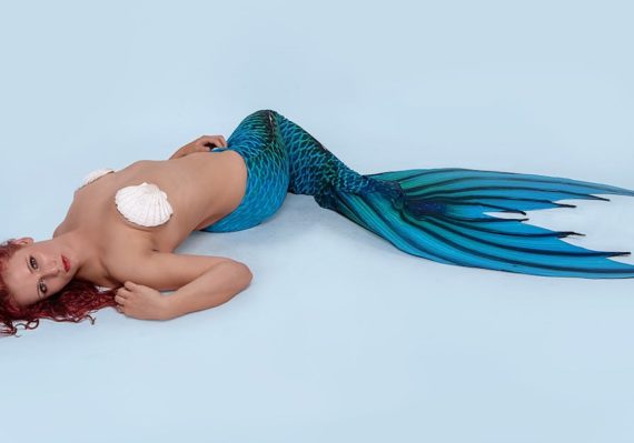 découvrez notre collection de costumes de sirène, parfaits pour vos soirées déguisées et événements marins. plongez dans l'univers féerique des sirènes avec des vêtements colorés et scintillants qui feront briller votre imagination!