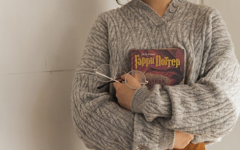 découvrez l'élégance et l'originalité de la mode russe, mêlant traditions artisanales et influences contemporaines. plongez dans l'univers vibrant des créateurs russes et explorez les tendances qui font fureur sur les podiums du monde entier.