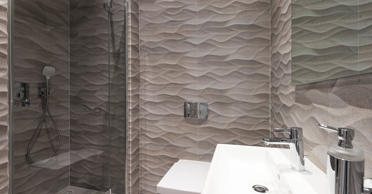 découvrez notre gamme d'accessoires de douche pour transformer votre expérience de bain. que ce soit des porte-savons, des rideaux de douche ou des étagères, trouvez tout ce qu'il vous faut pour un espace fonctionnel et stylé.