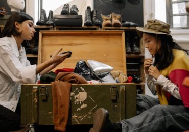 découvrez la mode durable : des vêtements éthiques, respectueux de l’environnement et produits de manière responsable. adoptez un style tendance tout en préservant la planète avec la mode écoresponsable.
